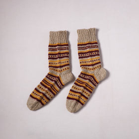 Acrylic Woolen Socks for Winter, Hand Knitted in Kumaun (Adults) 21