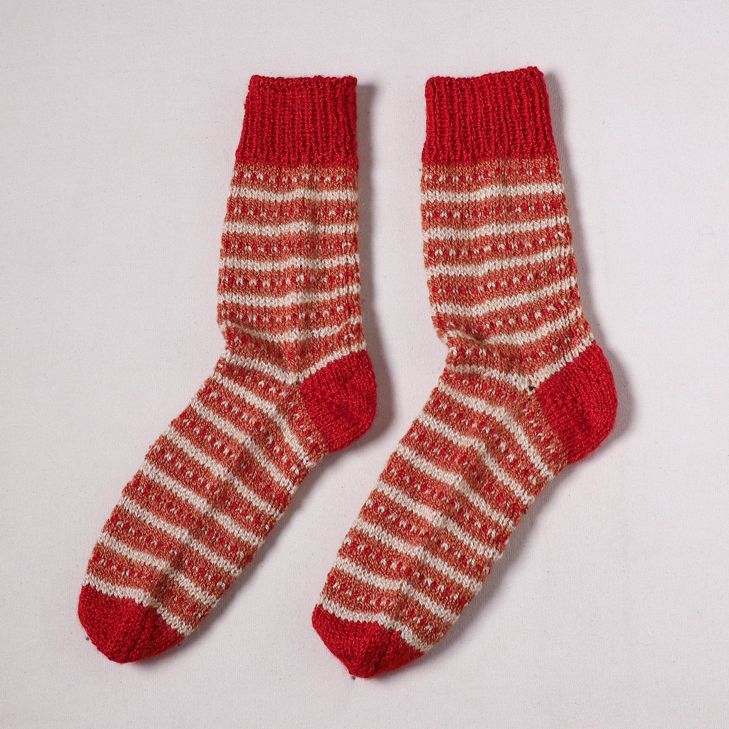 Acrylic Woolen Socks for Winter, Hand Knitted in Kumaun (Adults) 26