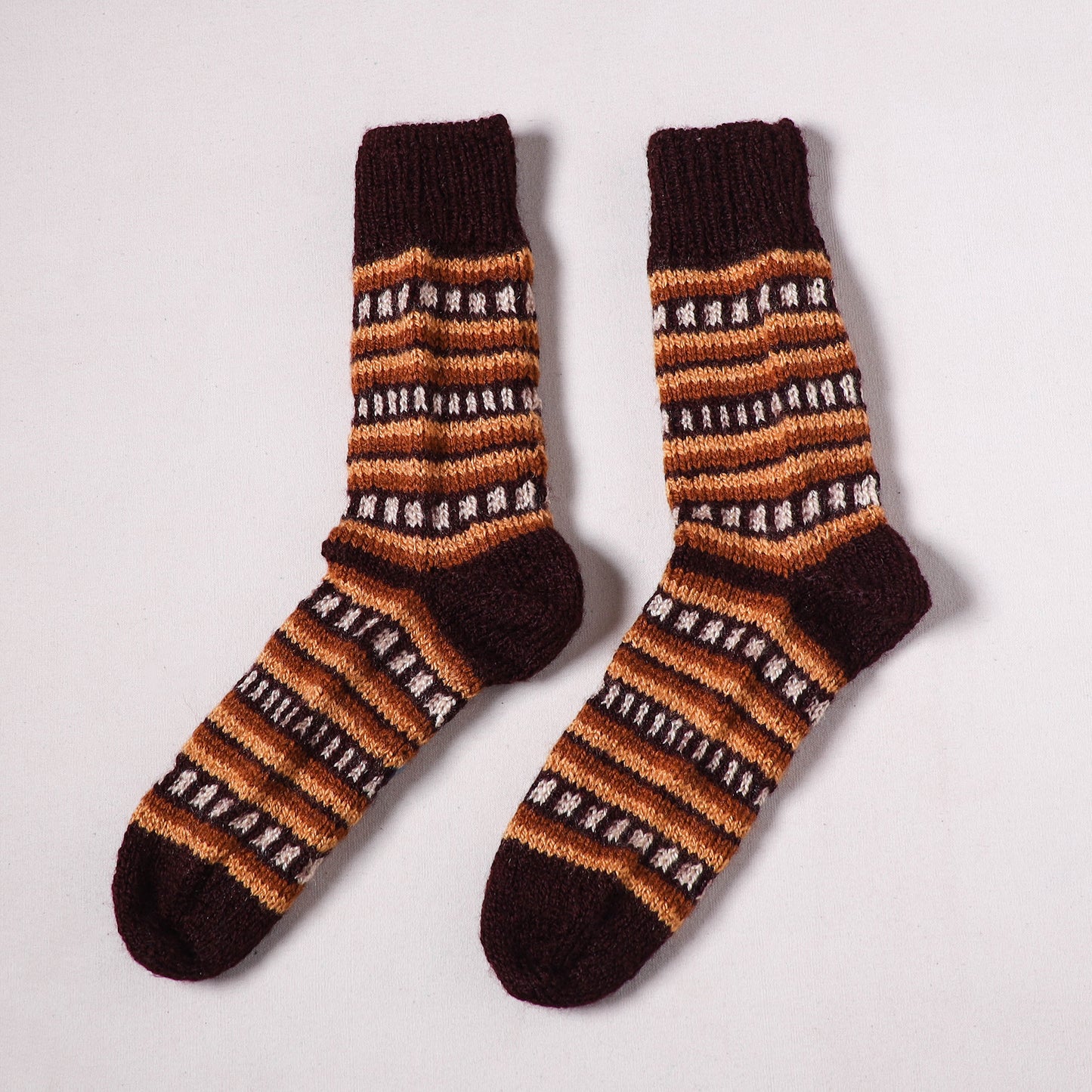 Acrylic Woolen Socks for Winter, Hand Knitted in Kumaun (Adults) 25