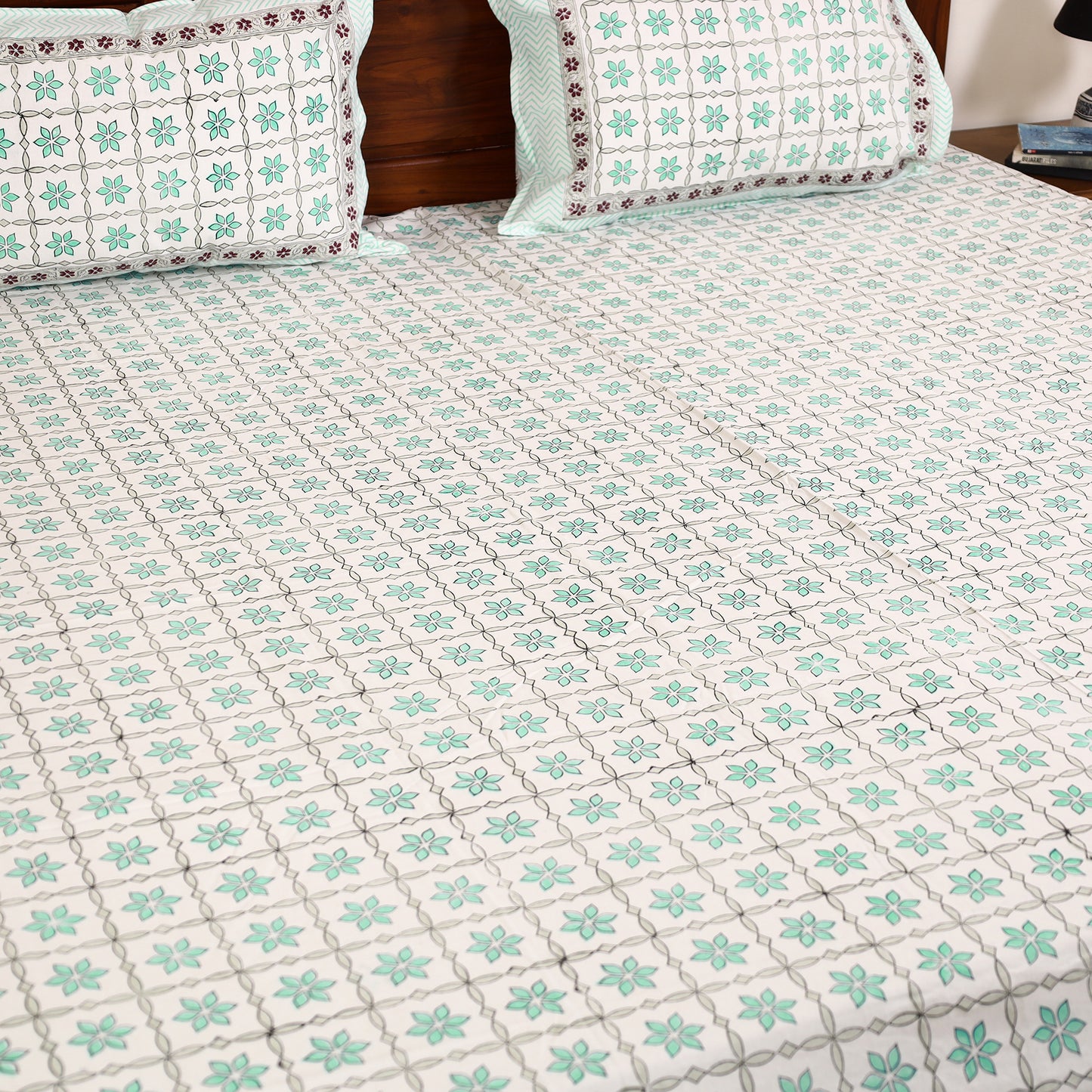 Green - Sanganeri Block Printed Cotton Double Bed Cover with Pillow Covers (90 x 108 in) 34