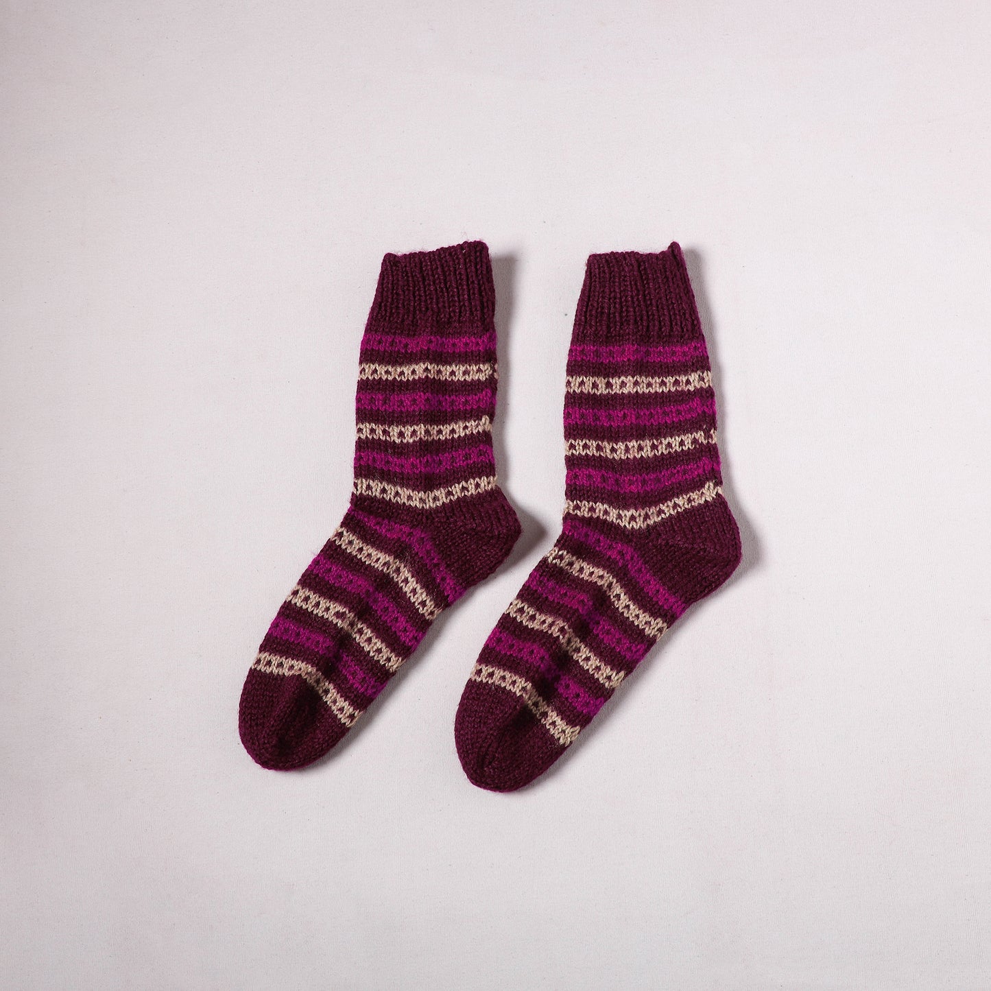 Acrylic Woolen Socks for Winter, Hand Knitted in Kumaun (Adults) 46