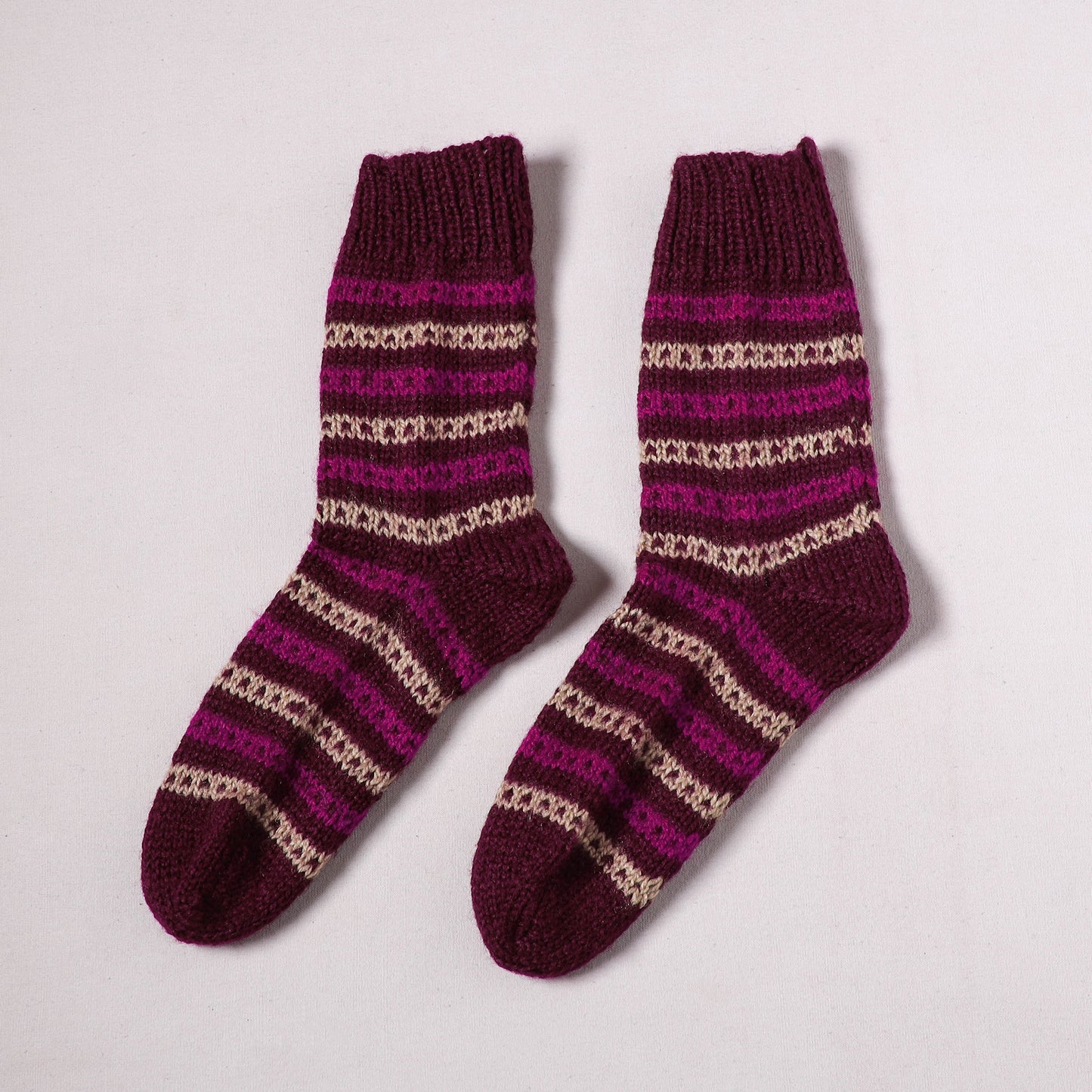 Acrylic Woolen Socks for Winter, Hand Knitted in Kumaun (Adults) 46