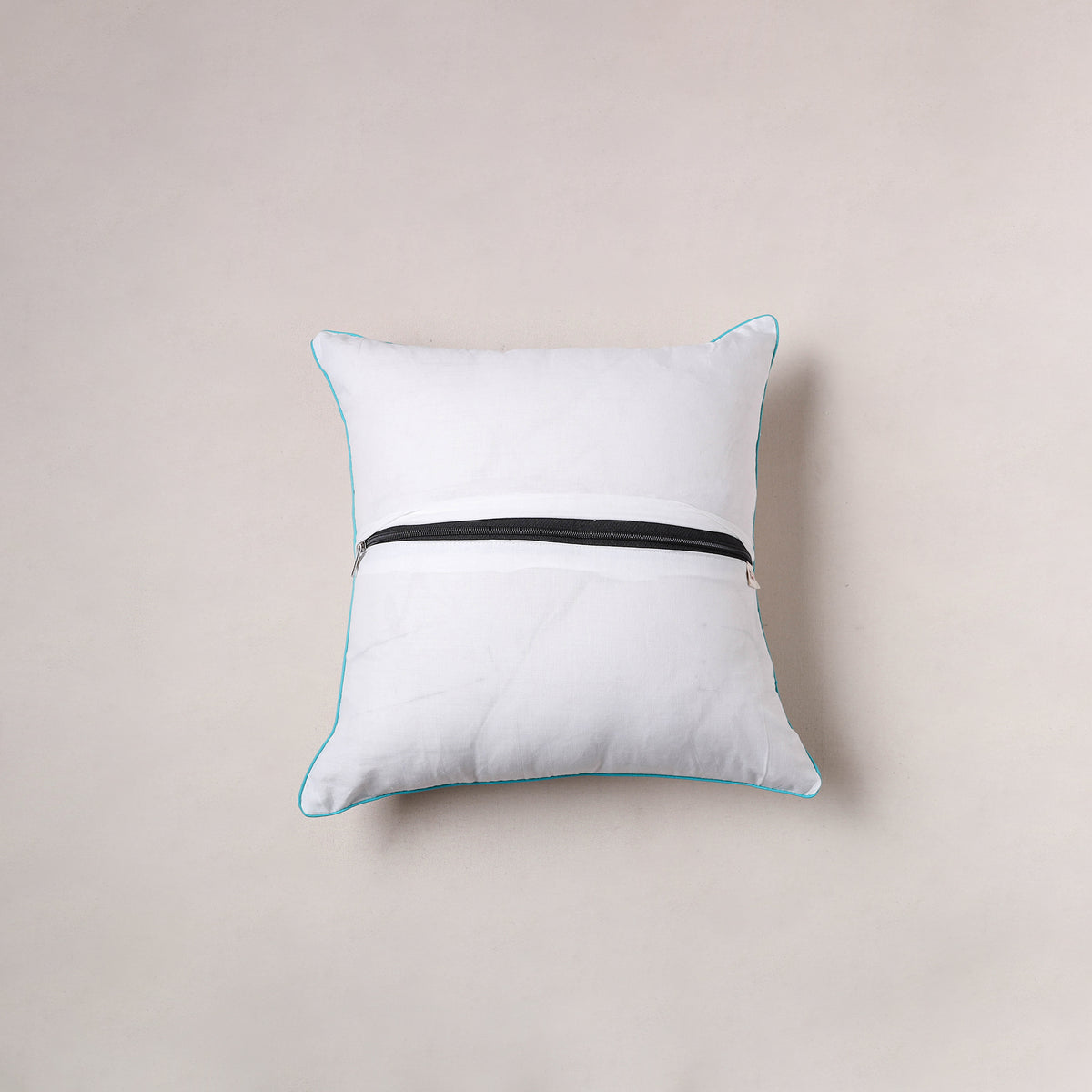 Jacquard Cushion Cover (16 x 16 in) 390