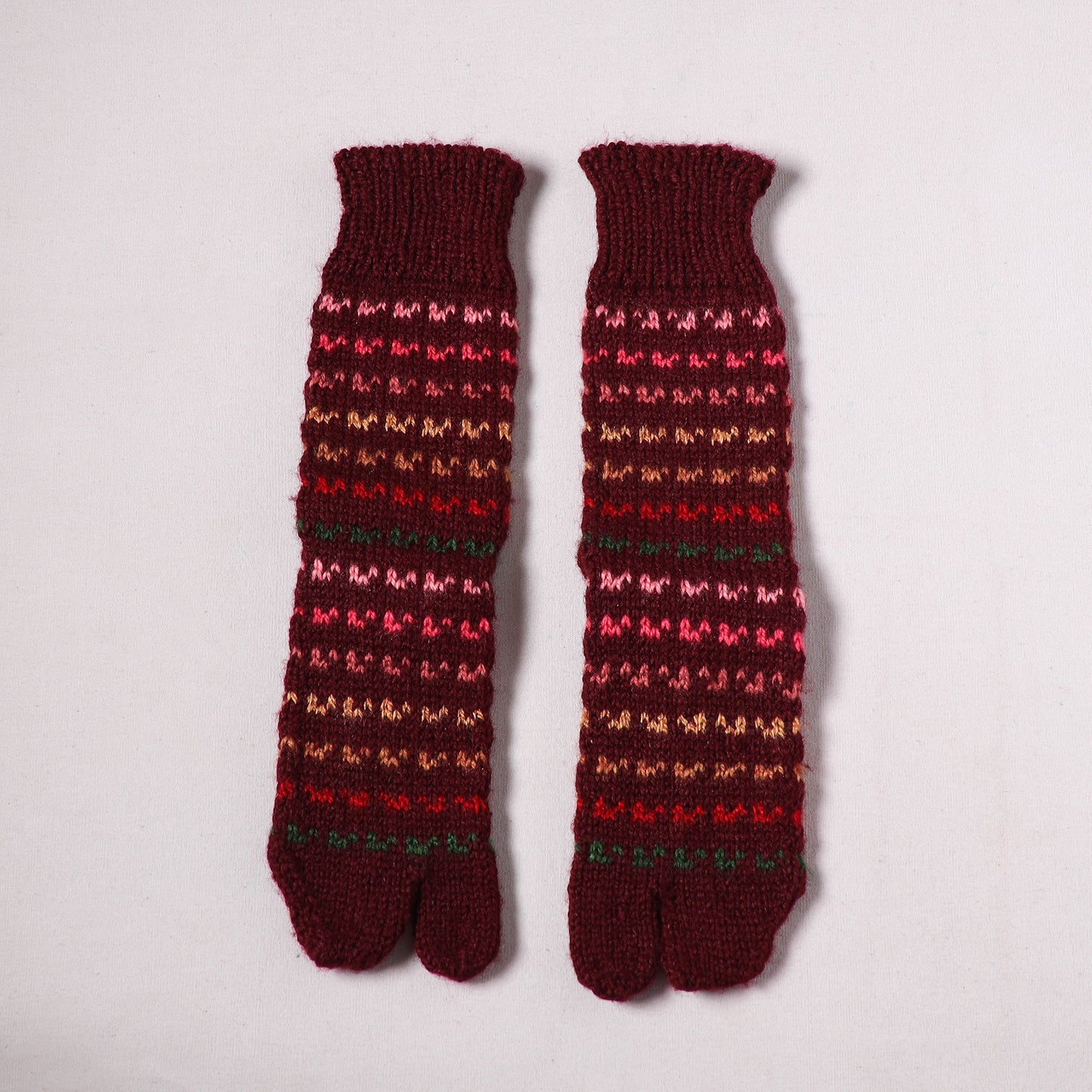 Acrylic Woolen Socks for Winter, Hand Knitted in Kumaun (Adults) 61