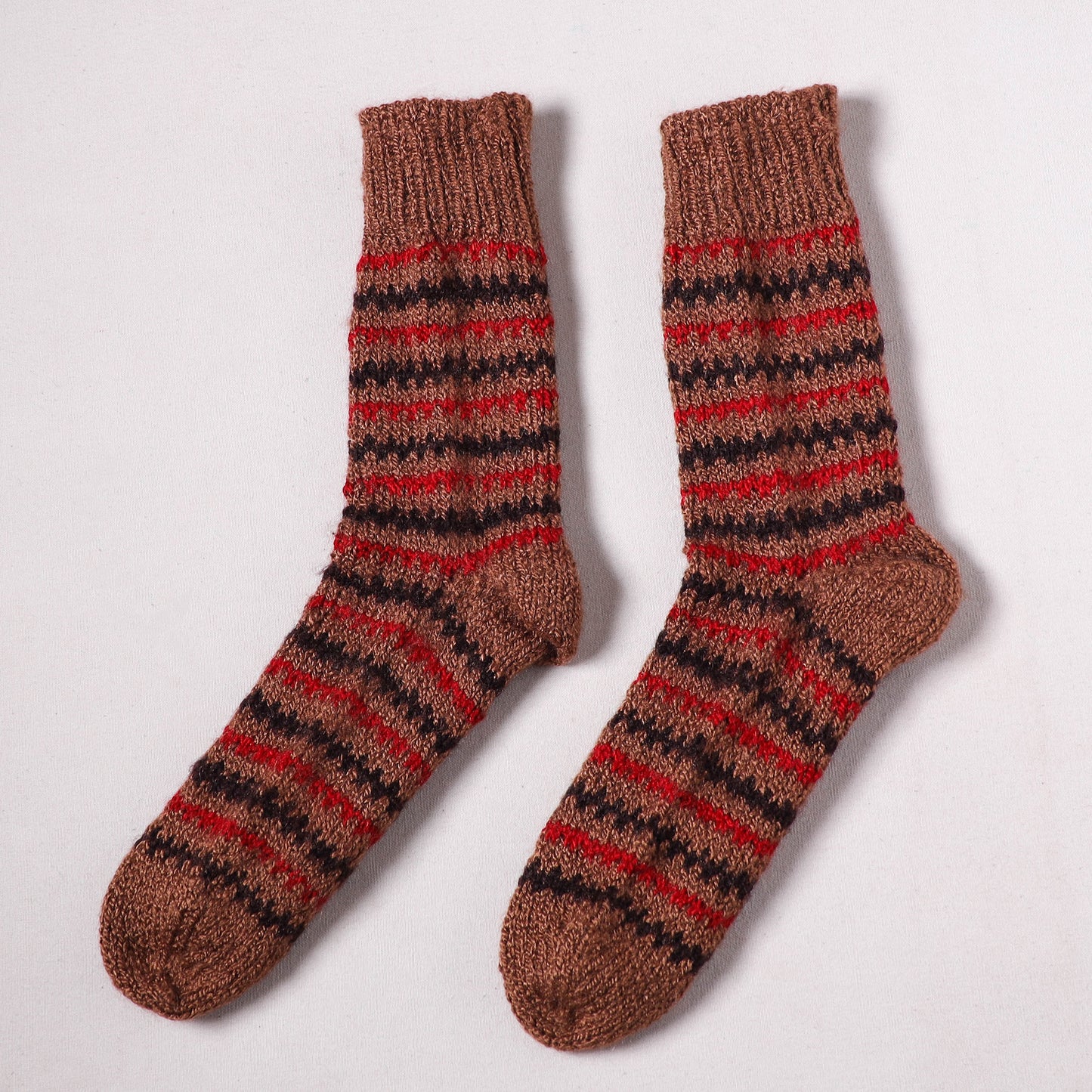Acrylic Woolen Socks for Winter, Hand Knitted in Kumaun (Adults) 70