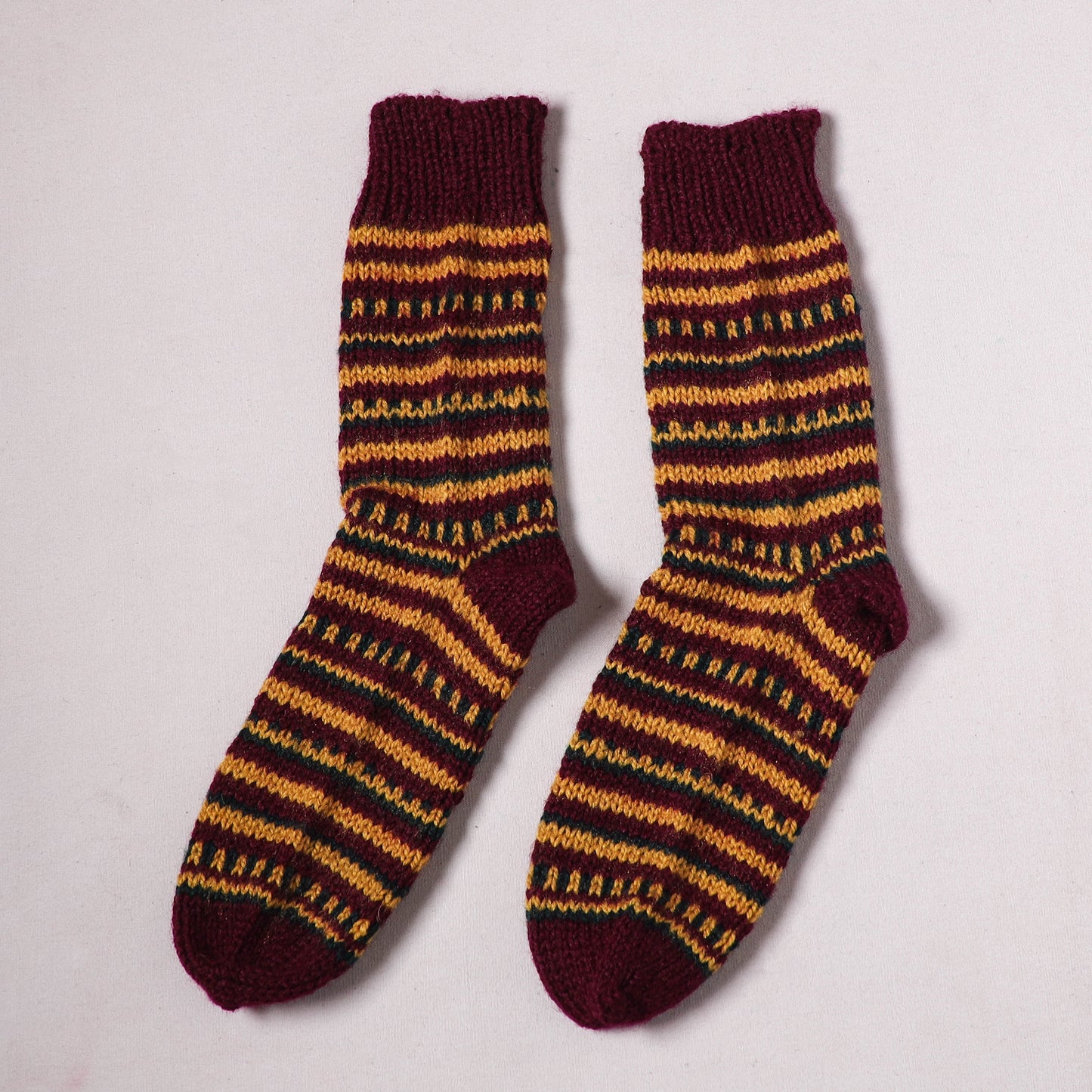 Acrylic Woolen Socks for Winter, Hand Knitted in Kumaun (Adults) 72