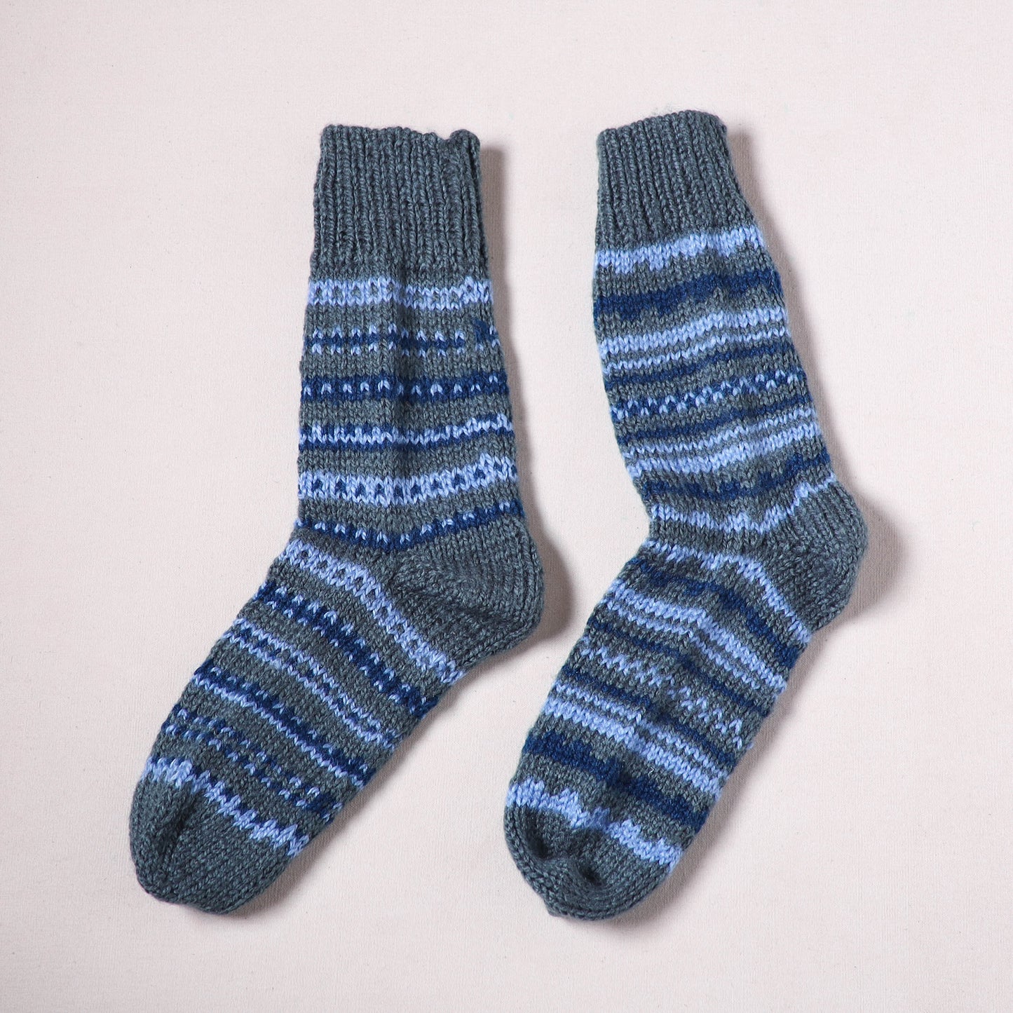 Acrylic Woolen Socks for Winter, Hand Knitted in Kumaun (Adults) 80
