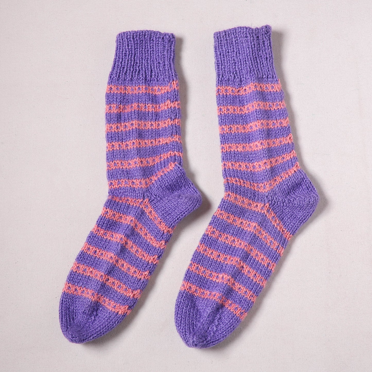 Acrylic Woolen Socks for Winter, Hand Knitted in Kumaun (Adults) 84