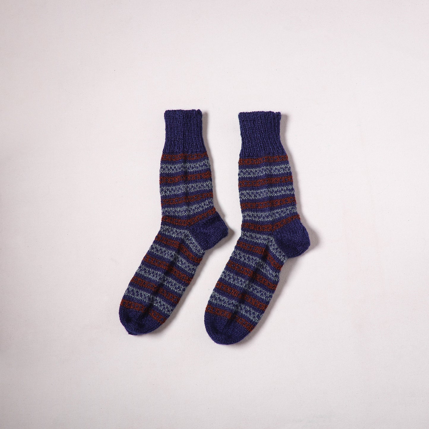 Acrylic Woolen Socks for Winter, Hand Knitted in Kumaun (Adults) 92