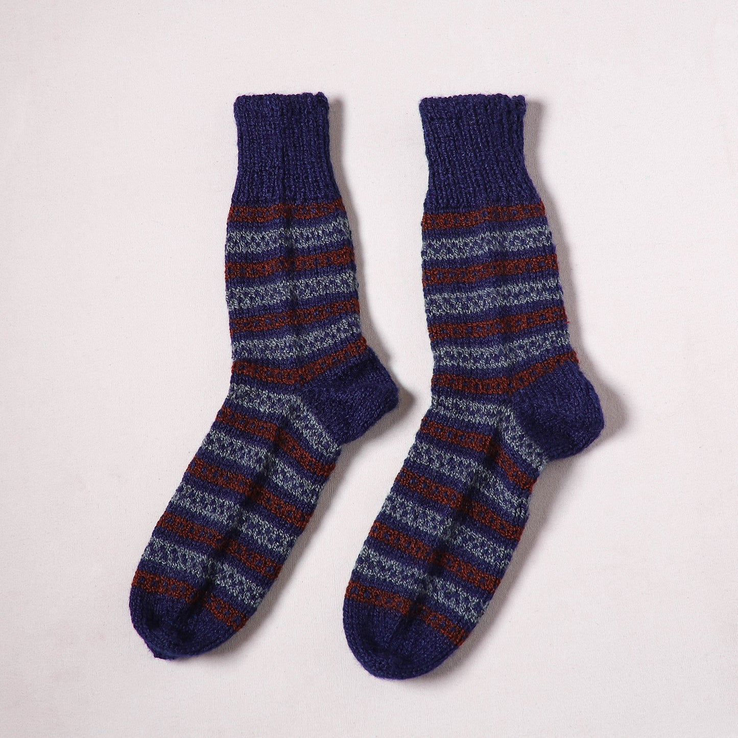 Acrylic Woolen Socks for Winter, Hand Knitted in Kumaun (Adults) 92