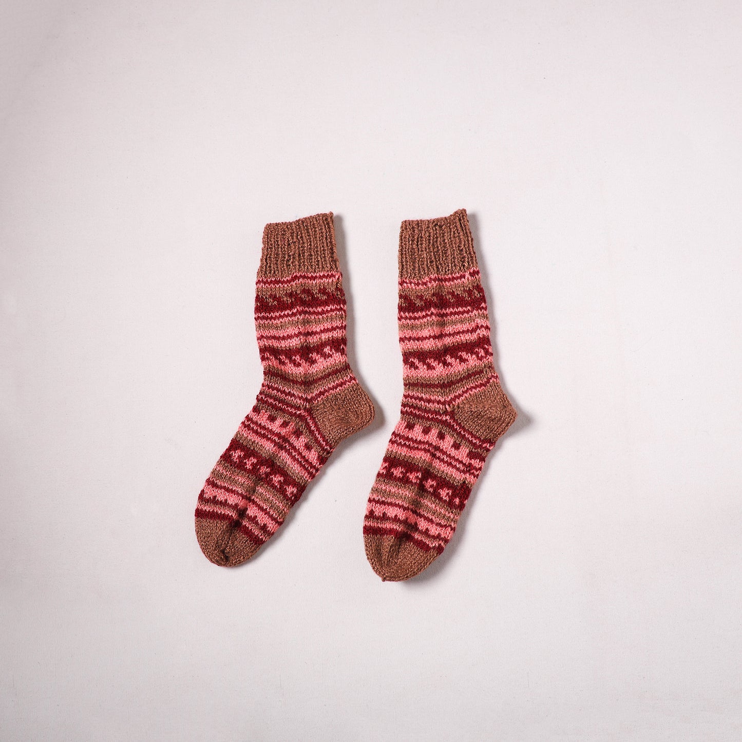 Acrylic Woolen Socks for Winter, Hand Knitted in Kumaun (Adults) 93
