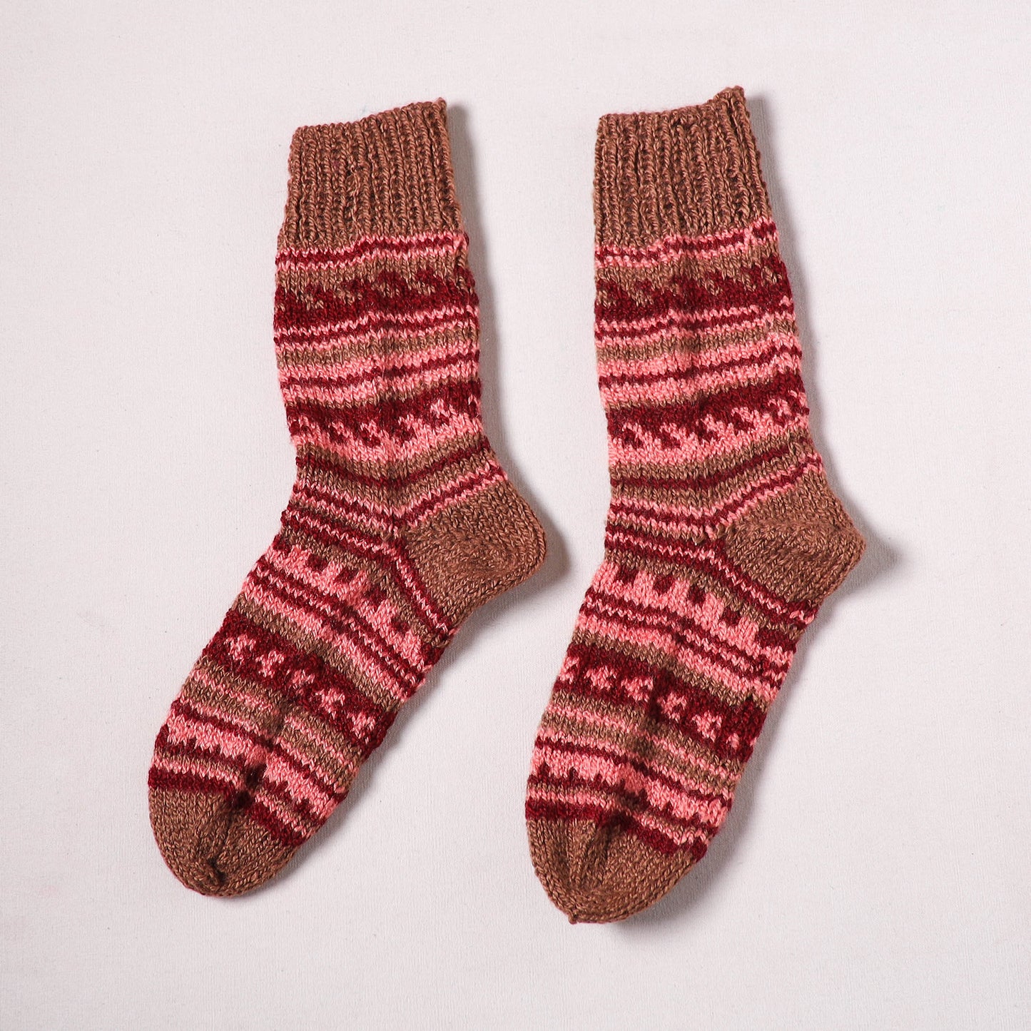 Acrylic Woolen Socks for Winter, Hand Knitted in Kumaun (Adults) 93