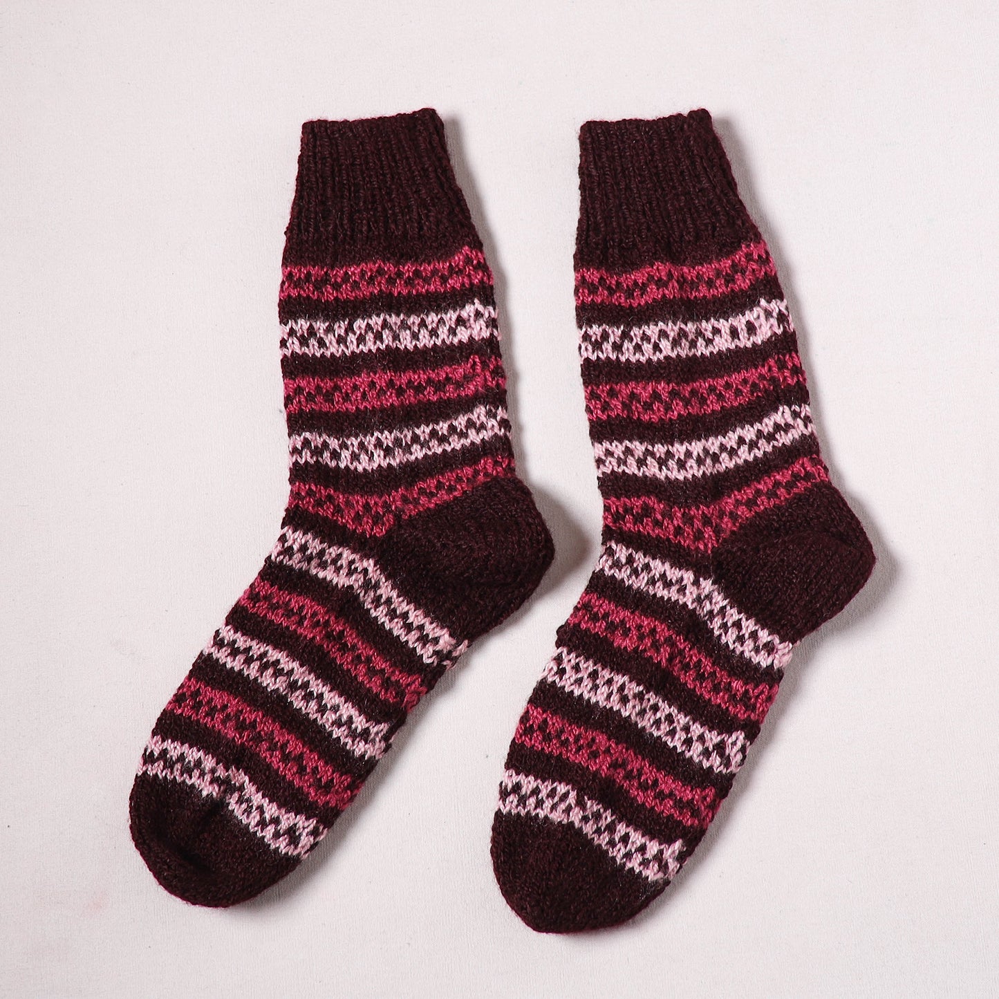 Acrylic Woolen Socks for Winter, Hand Knitted in Kumaun (Adults) 94