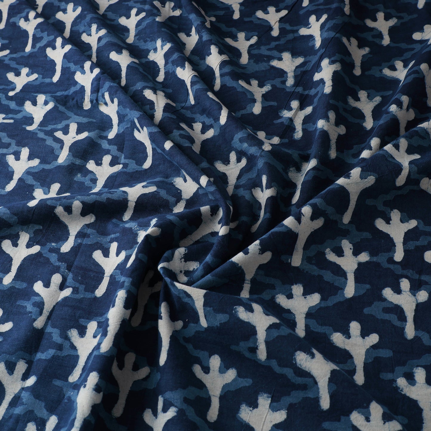 Hand Block Natural Dyed Cotton Bagru Print Indigo Fabric 01