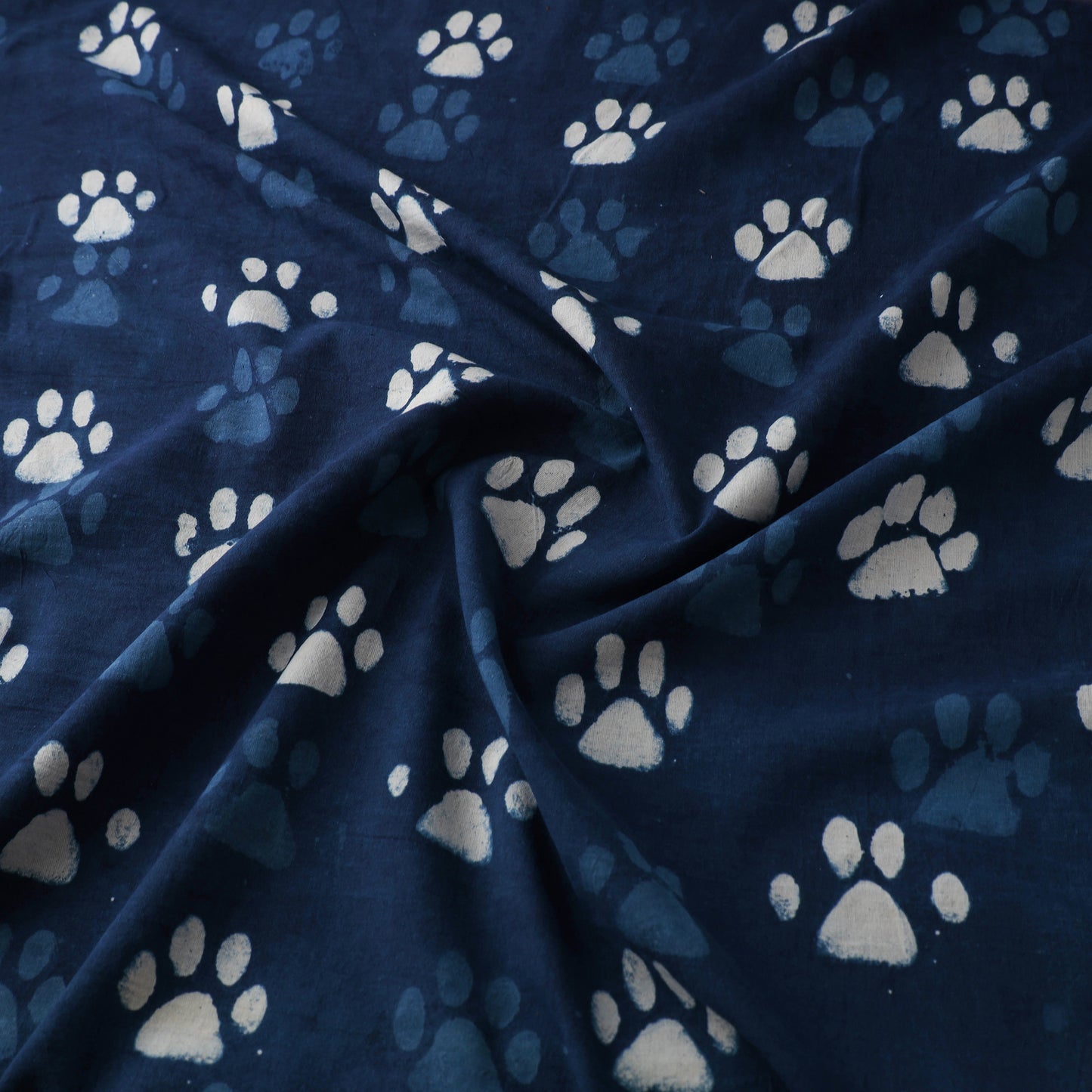Hand Block Natural Dyed Cotton Bagru Print Indigo Fabric 05
