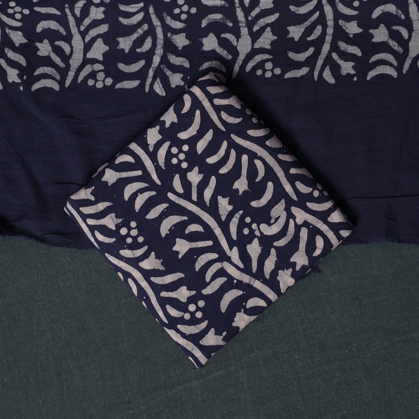 Hand Batik Print Cotton 3pc Unstitched Dress Material Suit Set 08