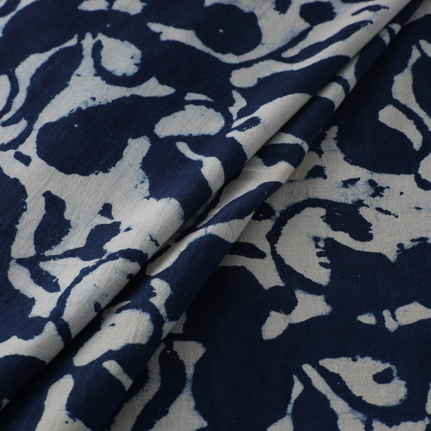 Hand Block Natural Dyed Cotton Bagru Print Indigo Fabric 10