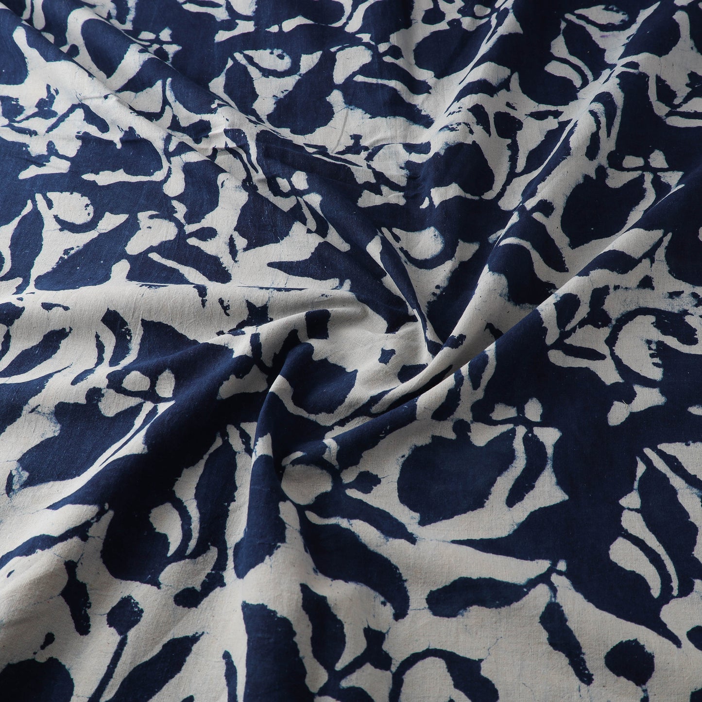 Hand Block Natural Dyed Cotton Bagru Print Indigo Fabric 10