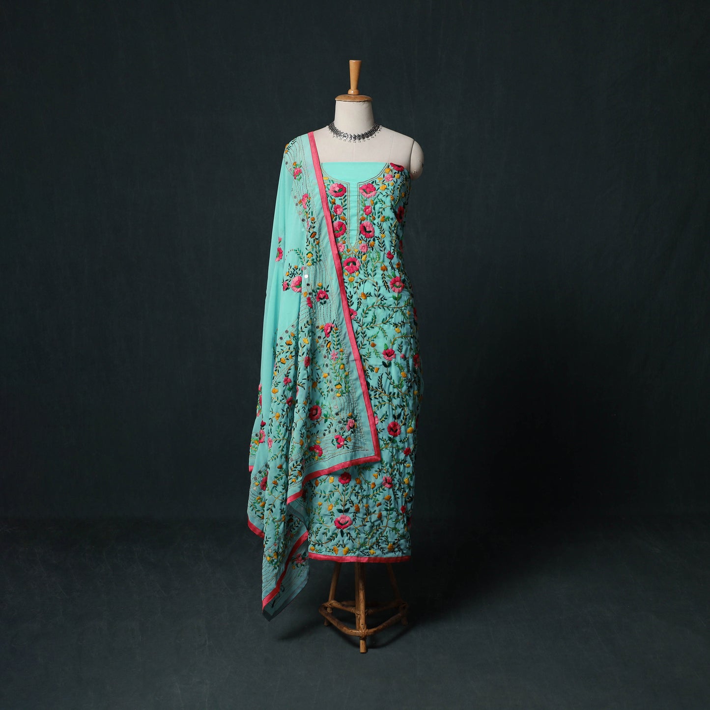 Hand Embroidered Georgette 3pc Unstitched Dress Material Suit Set 01