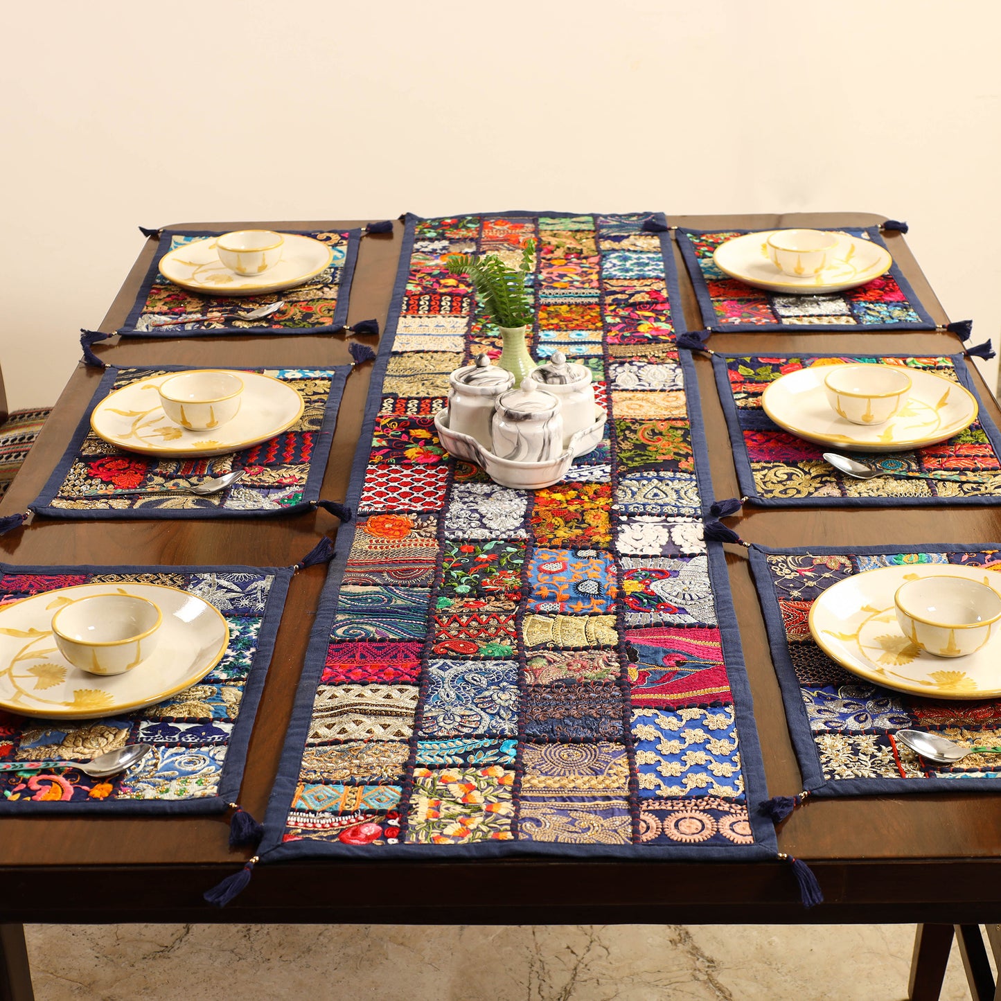 Khambadiya Patchwork Table Runner with Table Mat Set 06