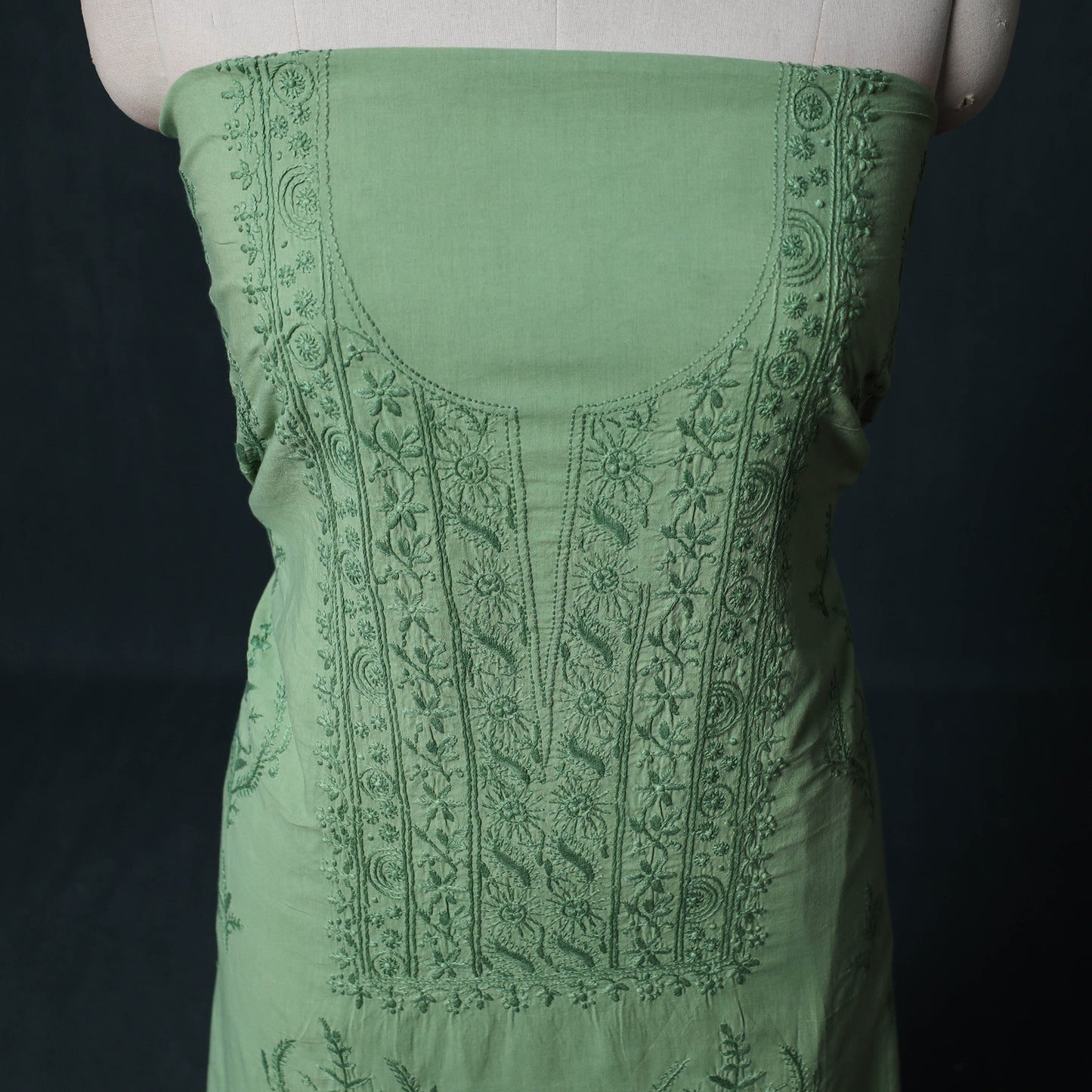 Hand Embroidered Mul Cotton Chikankari Unstitched Kurta Material (2.8M) 02