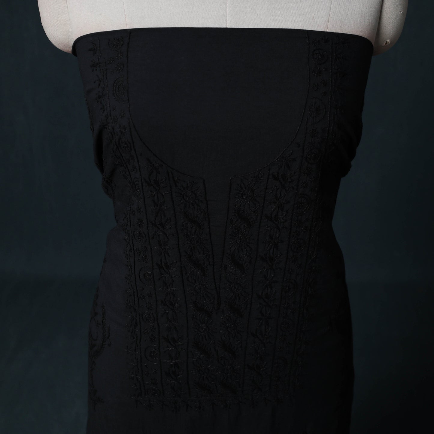 Hand Embroidered Mul Cotton Chikankari Unstitched Kurta Material (2.8M) 22