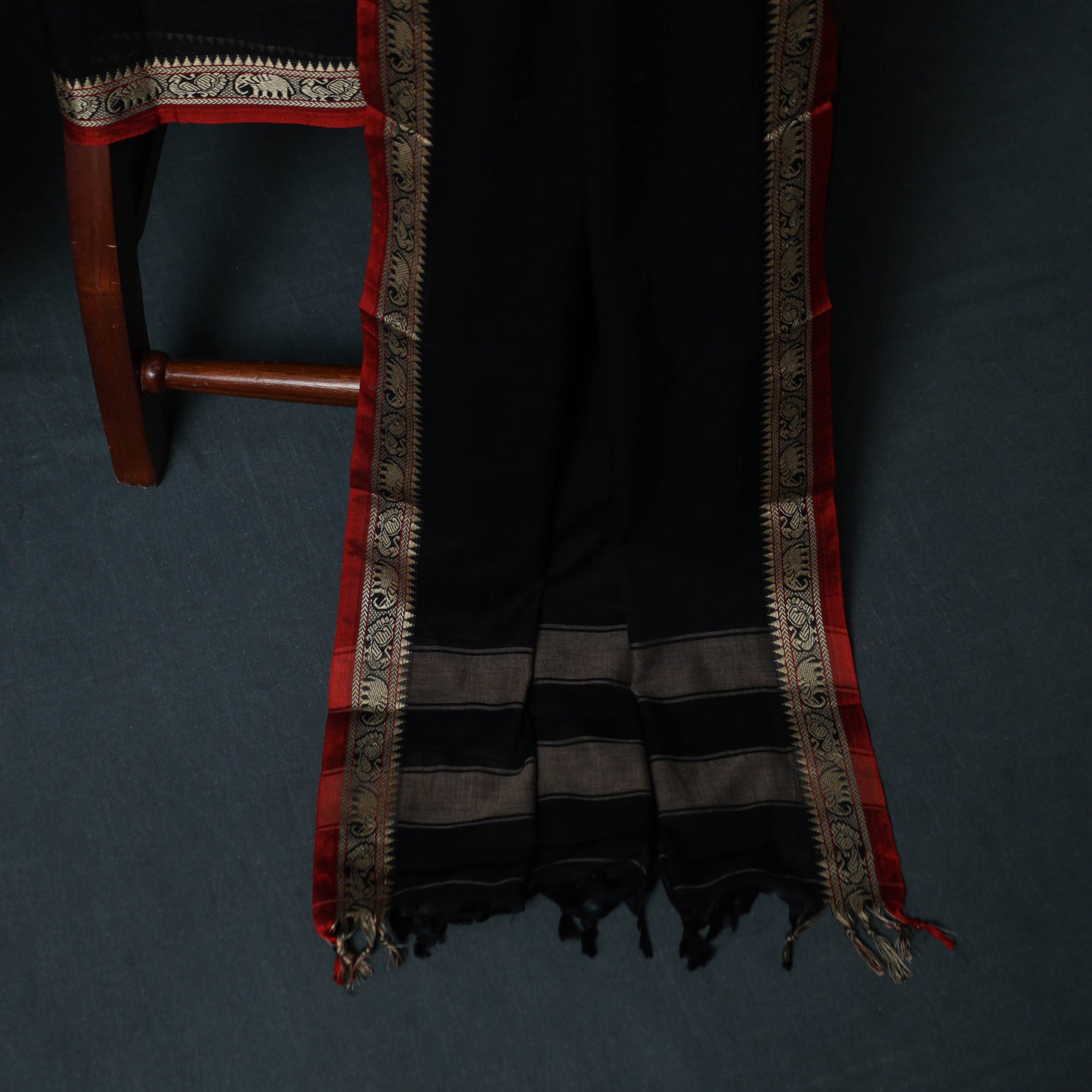 Dharwad Cotton 3pc Unstitched Dress Material Suit Set with Woven Border 04