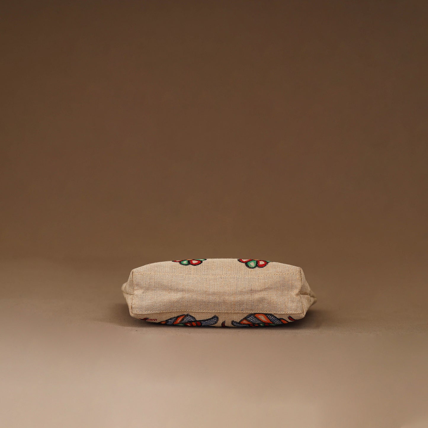 Handpainted Madhubani Handbag 05