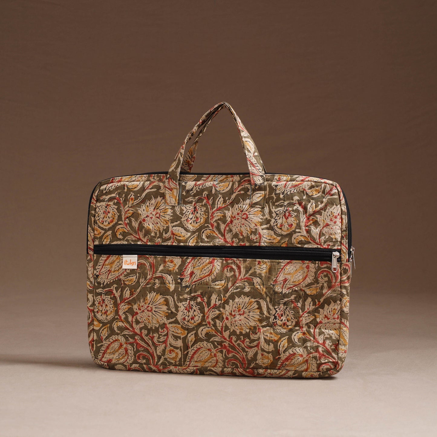 Handcrafted Quilted Laptop Bag (12 x 16 in) 05