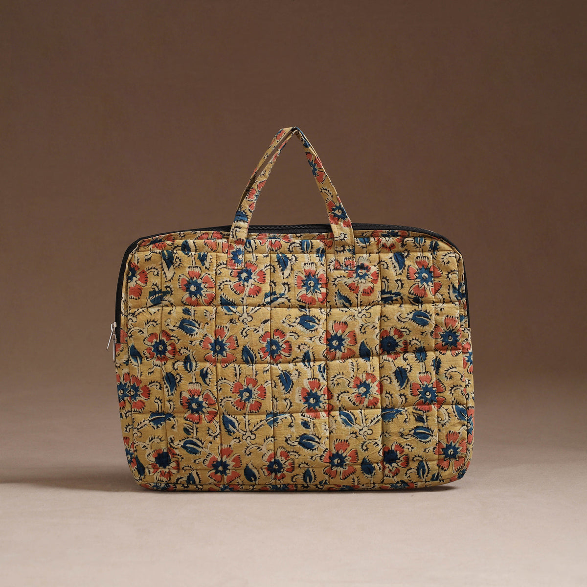 Handcrafted Quilted Laptop Bag (12 x 16 in) 04