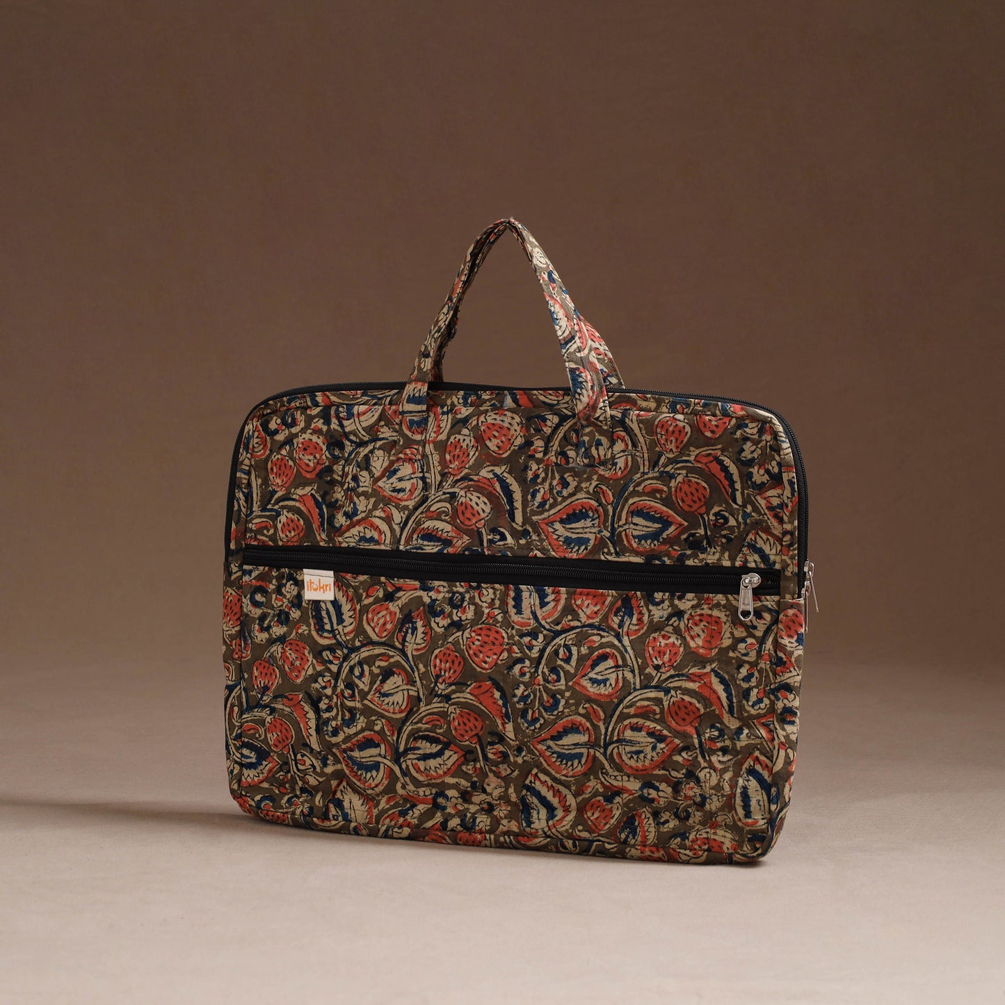 Handcrafted Quilted Laptop Bag (12 x 16 in) 08
