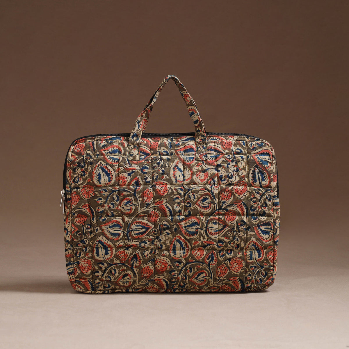 Handcrafted Quilted Laptop Bag (12 x 16 in) 08