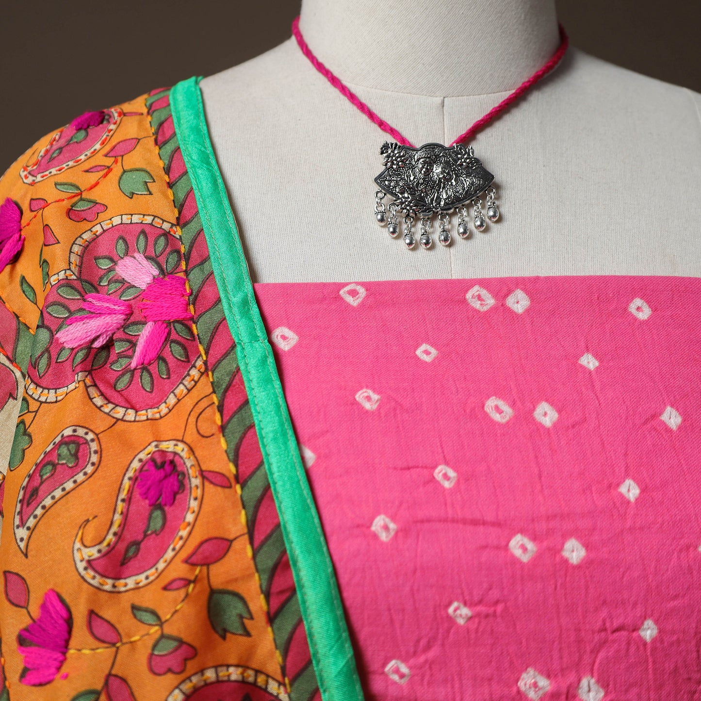 Bandhani Tie-Dye Cotton 2pc Unstitched Dress Material Kurta Set with Jewellery 07