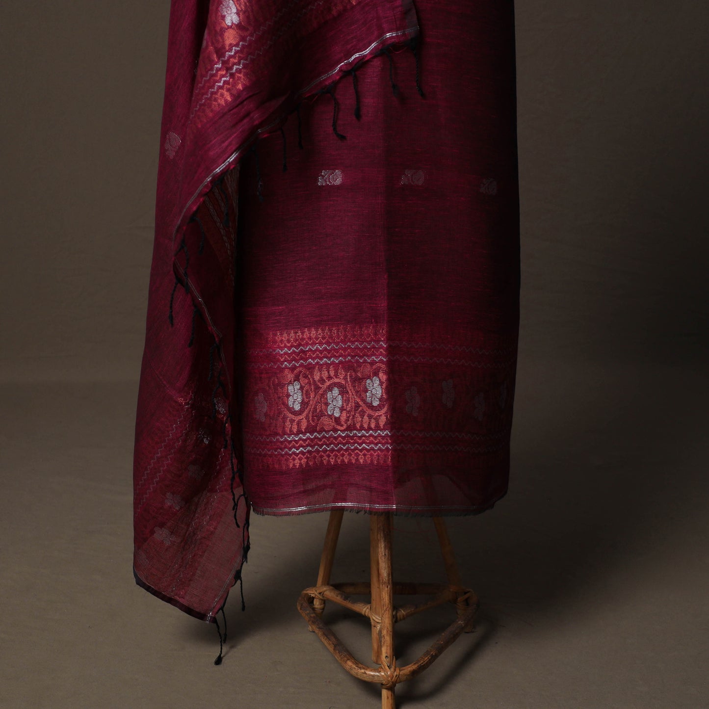 Handwoven Phulia Jamdani Pure Linen 2pc Unstitched Dress Material Kurta Set 08