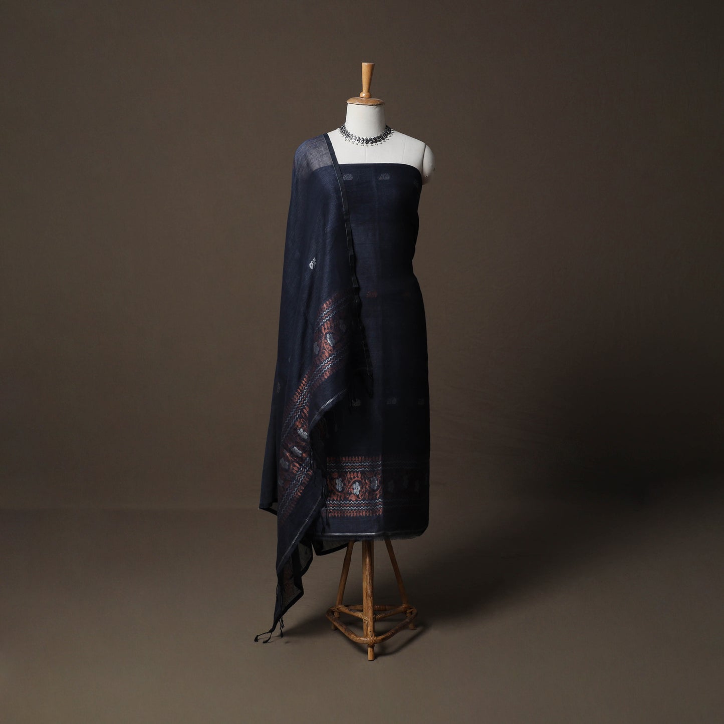Handwoven Phulia Jamdani Pure Linen 2pc Unstitched Dress Material Kurta Set 11