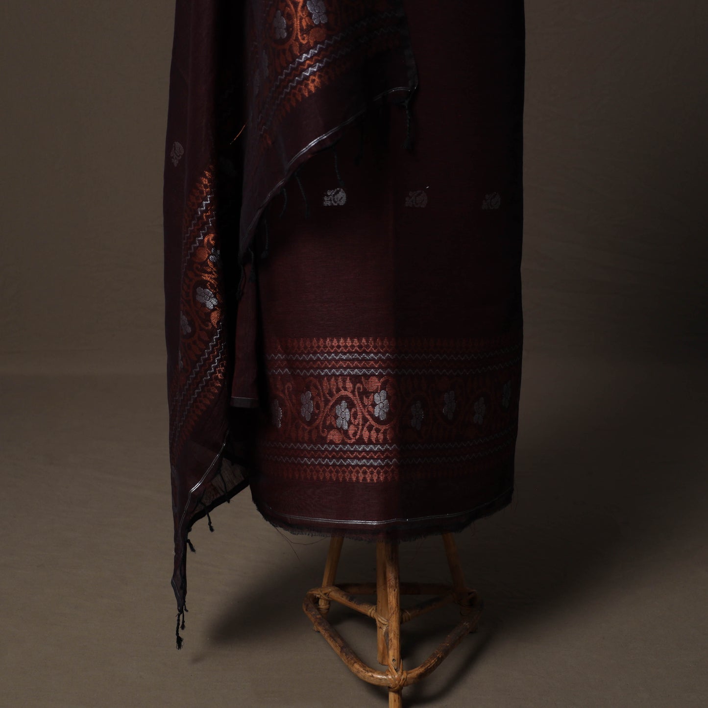 Handwoven Phulia Jamdani Pure Linen 2pc Unstitched Dress Material Kurta Set 12