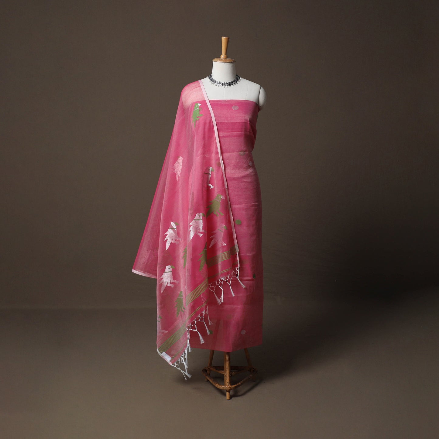 Handwoven Phulia Jamdani Muslin Silk 2pc Unstitched Dress Material Kurta Set 15