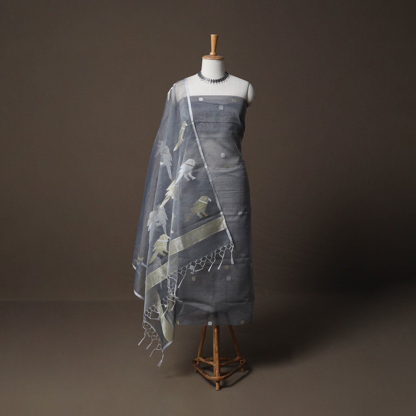 Handwoven Phulia Jamdani Muslin Silk 2pc Unstitched Dress Material Kurta Set 17