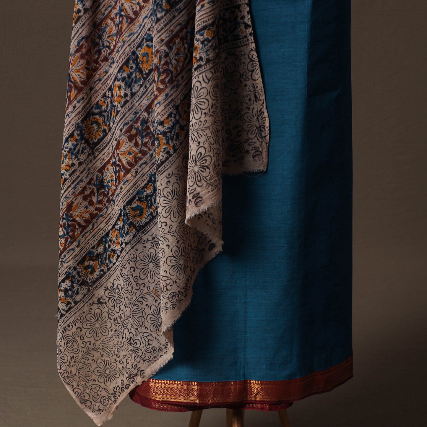 Mangalagiri Handwoven Cotton 2pc Unstitched Dress Material Kurta Set with Jewellery 09