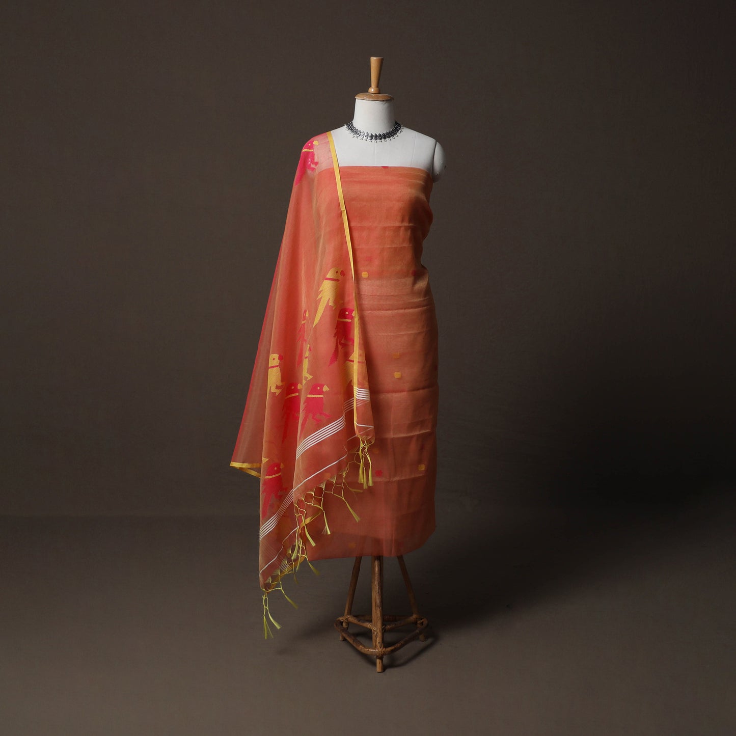 Handwoven Phulia Jamdani Muslin Silk 2pc Unstitched Dress Material Kurta Set 22