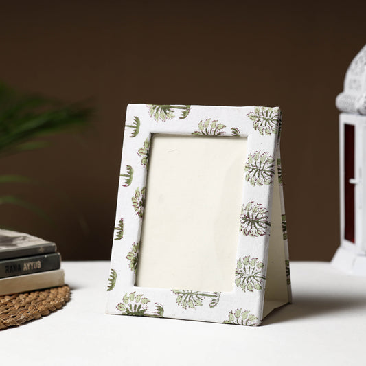 Handmade Printed Fabric Photo Frame (8 x 6 in)