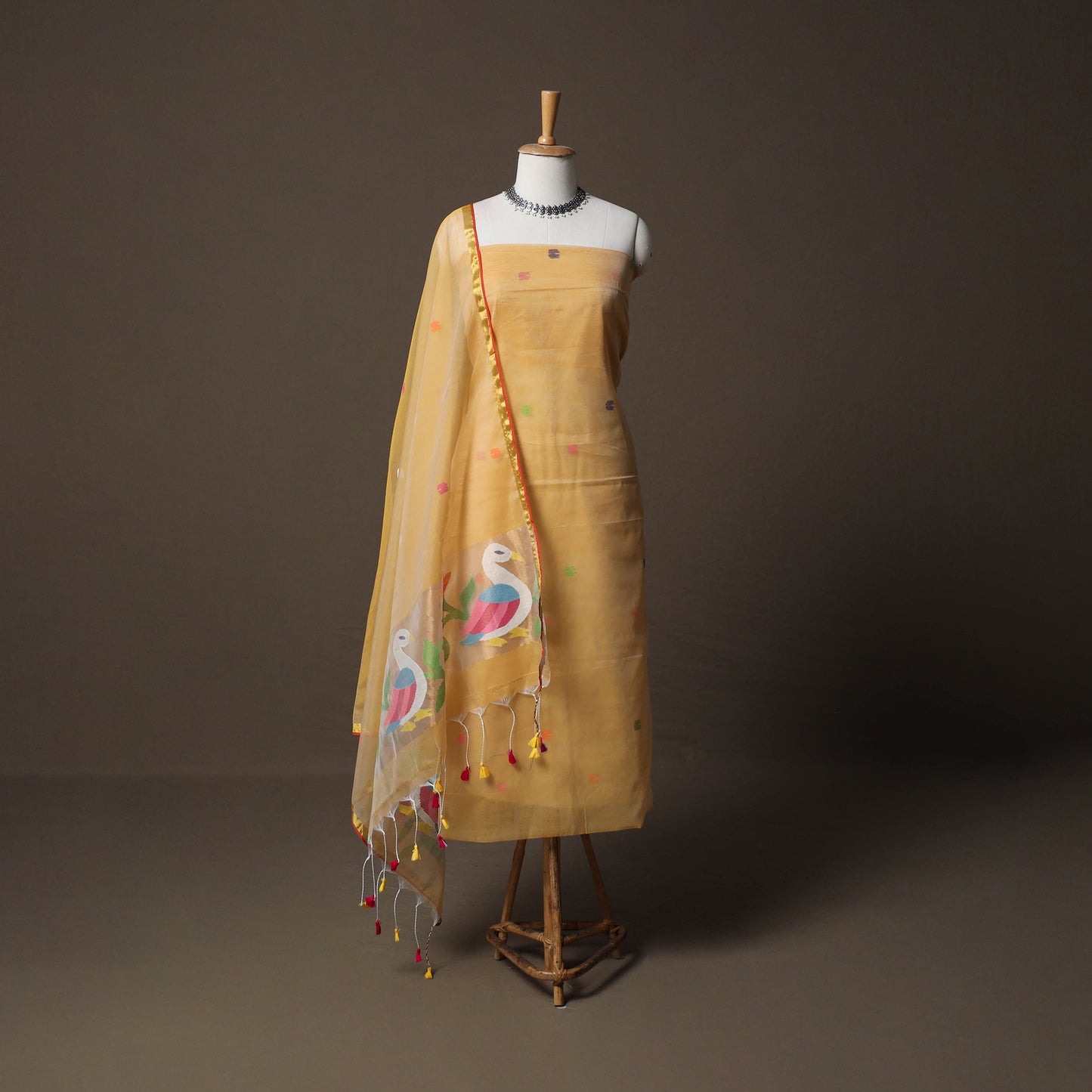 Handwoven Phulia Jamdani Muslin Silk 2pc Unstitched Dress Material Kurta Set 29