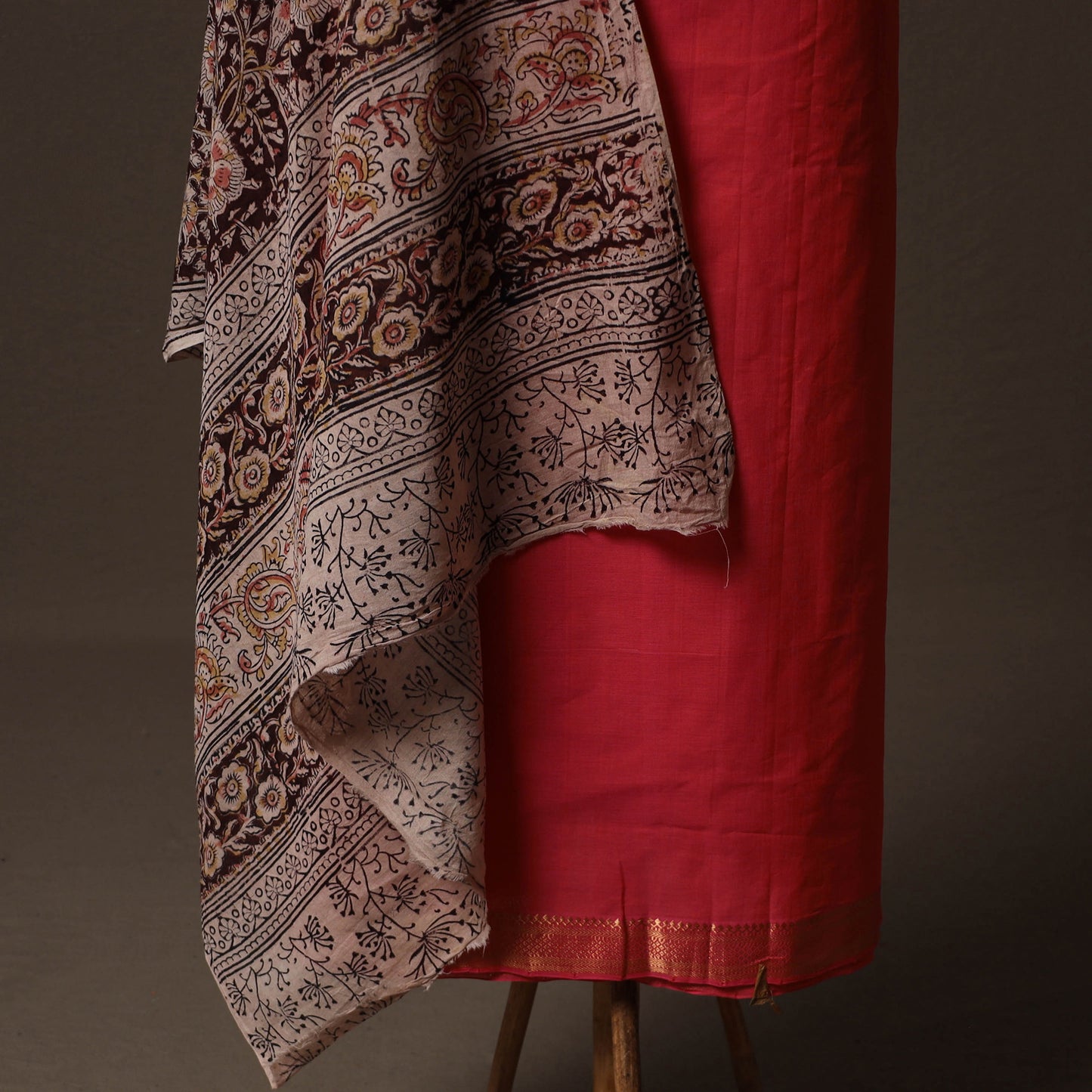 Mangalagiri Handwoven Cotton 2pc Unstitched Dress Material Kurta Set with Jewellery 17