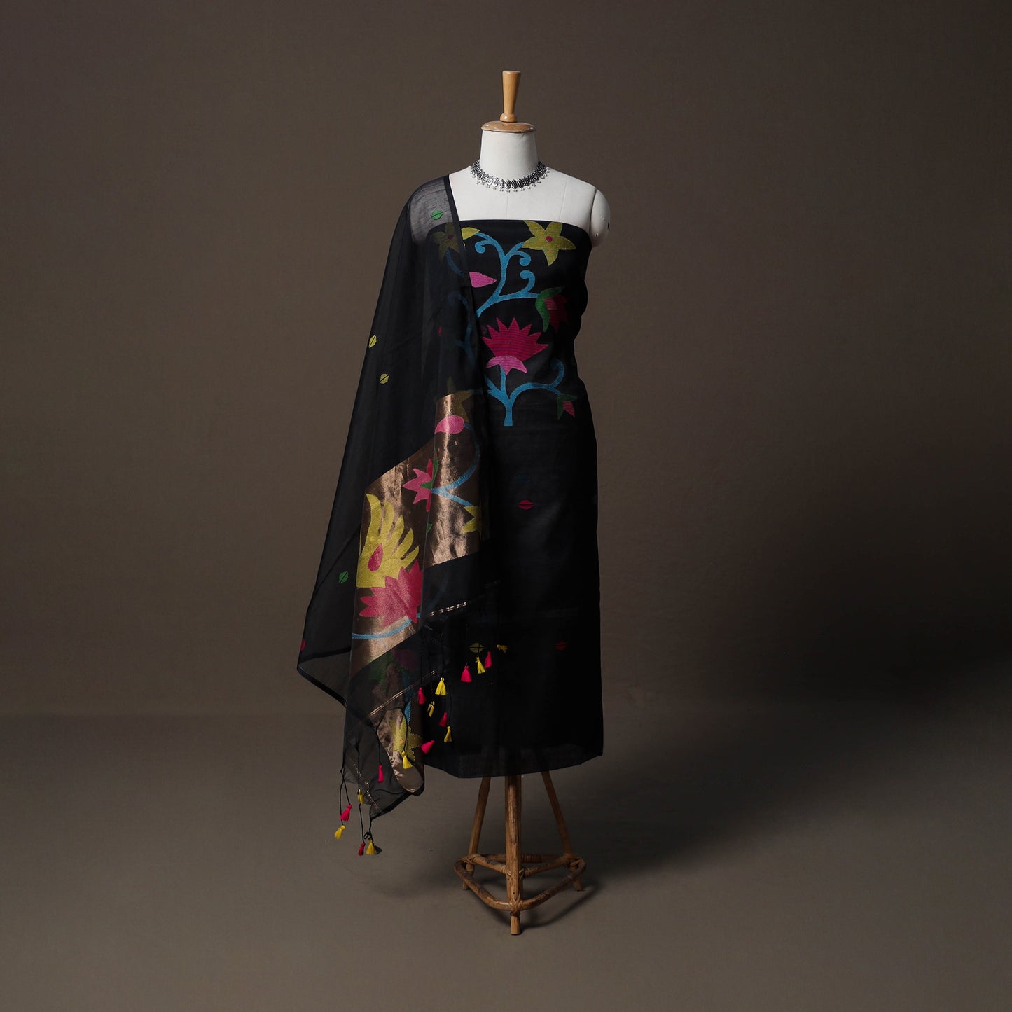 Handwoven Phulia Jamdani Muslin Silk 2pc Unstitched Dress Material Kurta Set 44
