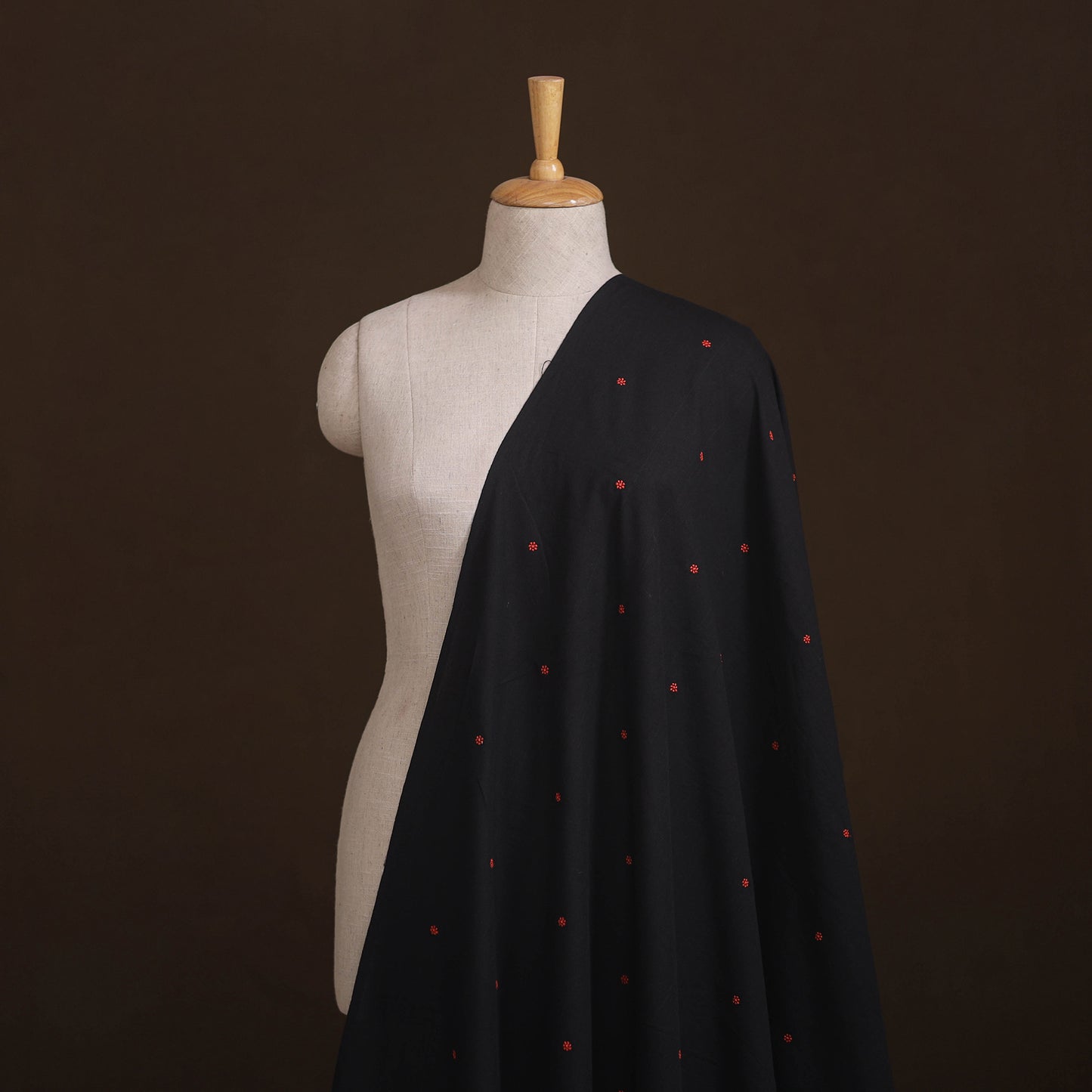 Thread Buti Cotton Plain Fabric 01