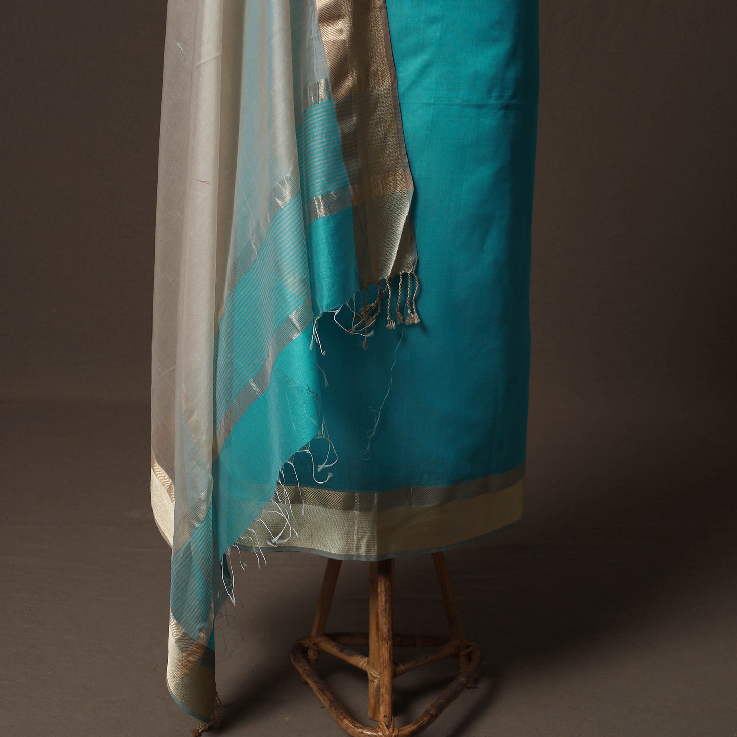 Blue - 2pc Handloom Maheshwari Silk Unstitched Dress Material Kurta Set with Resham Zari Border 17