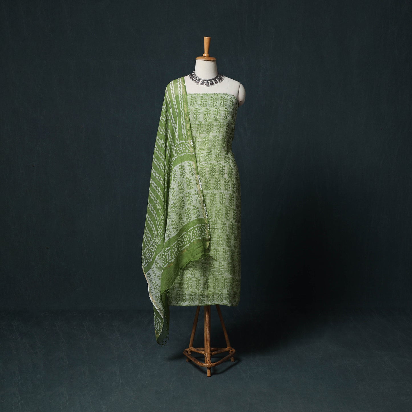 Kutch Hand Block Batik Print Kota Doria Cotton 3pc Unstitched Dress Material Suit Set 01