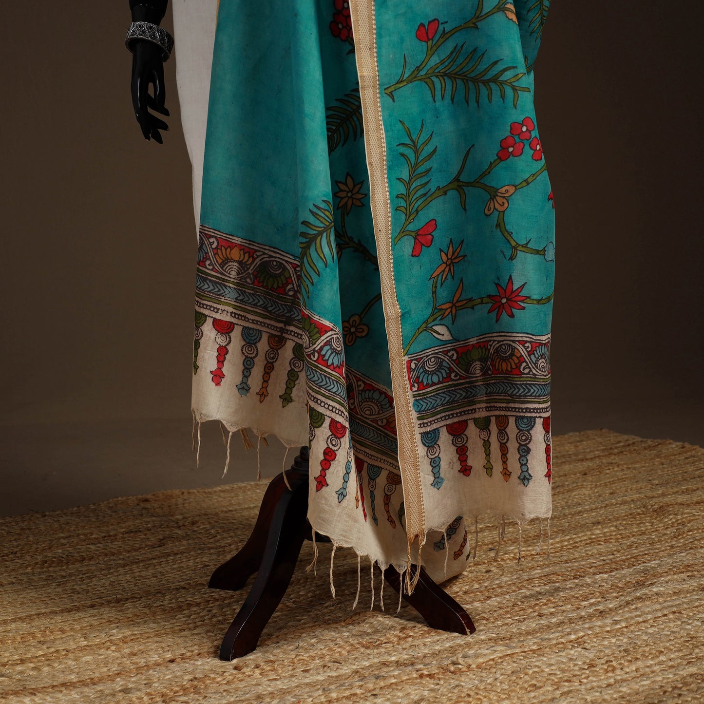 Srikalahasti Pen Work Kalamkari Bangalore Silk Floral Handpainted Dupatta 05