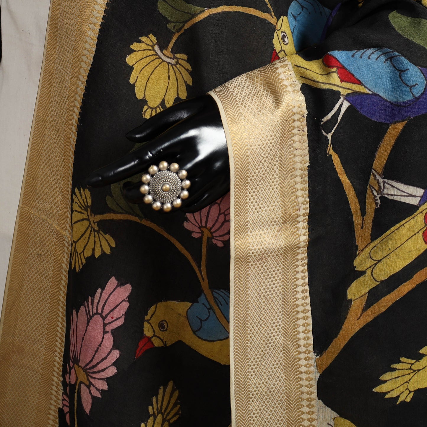 Srikalahasti Pen Work Kalamkari Bangalore Silk Floral Handpainted Dupatta 02