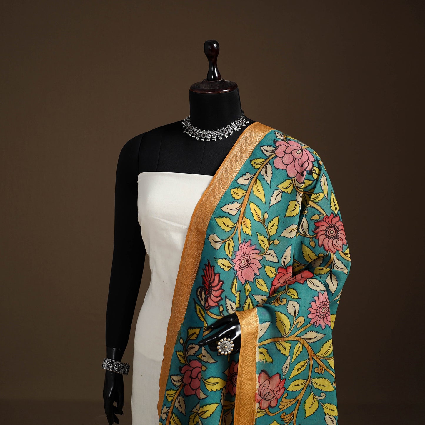 Srikalahasti Pen Work Kalamkari Bangalore Silk Floral Handpainted Dupatta 07
